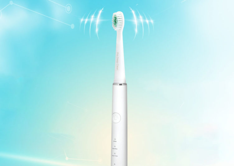 SPARKLE This Sonic Toothbrush Provides Up to 38,000 Strokes Per Minute for Better Oral Care