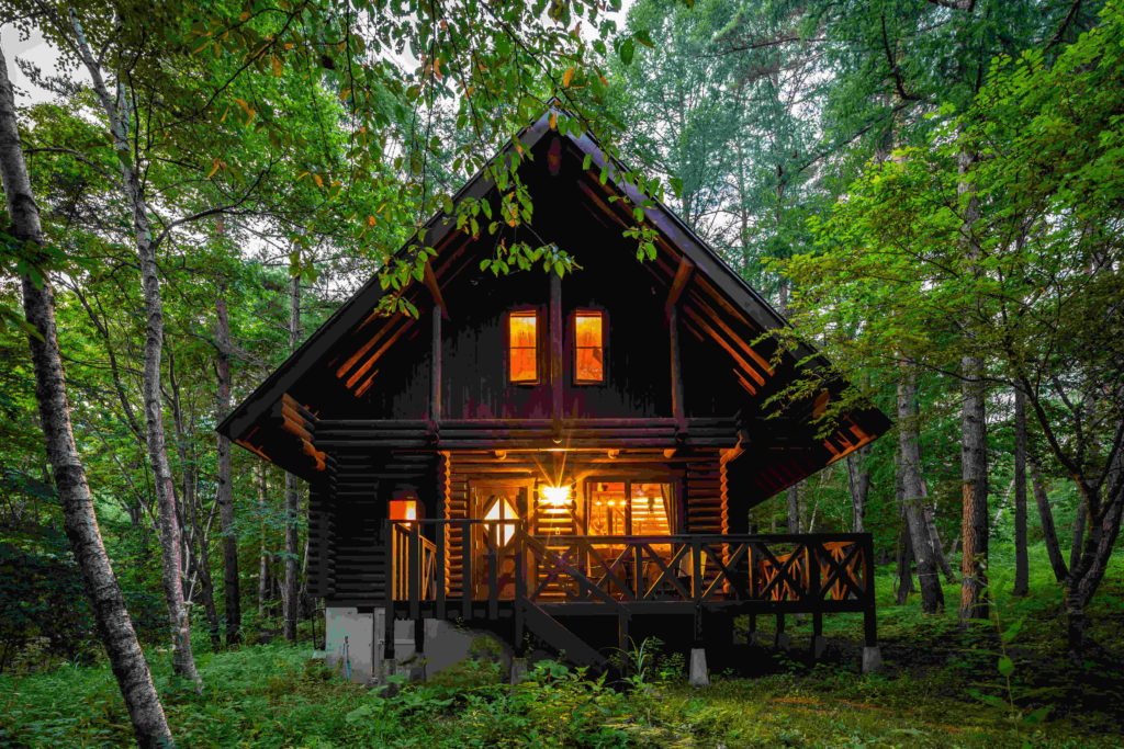 10 Elegant Secluded Cabin