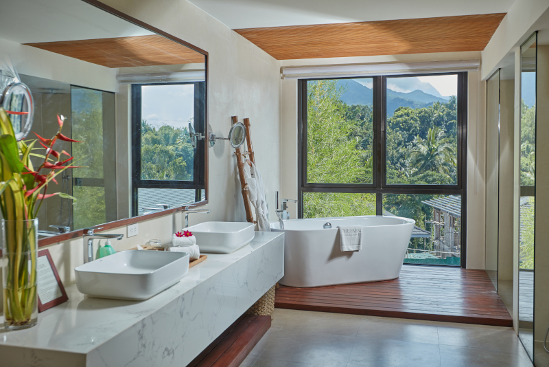 mahogany luxury residences bathroom