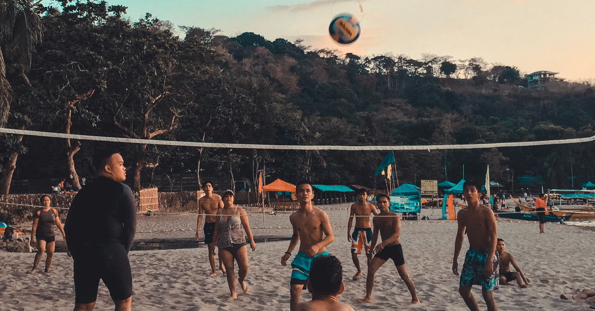 Play beach volleyball in Hua Hin, Thailand