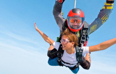sofia andres skydiving dubai