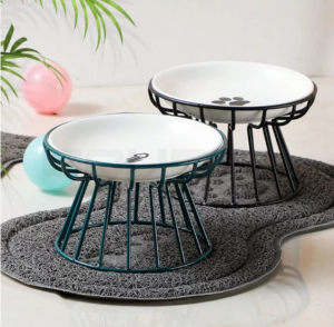 Ceramic elevated pet bowl