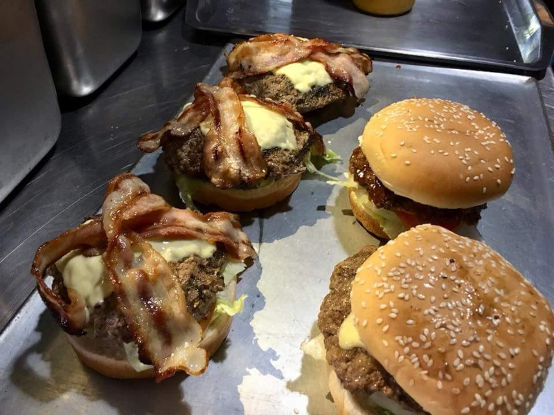 15 Cheeseburgers You Need to Try Right Now in Metro Manila 10 cheeseburgers manila snack shack