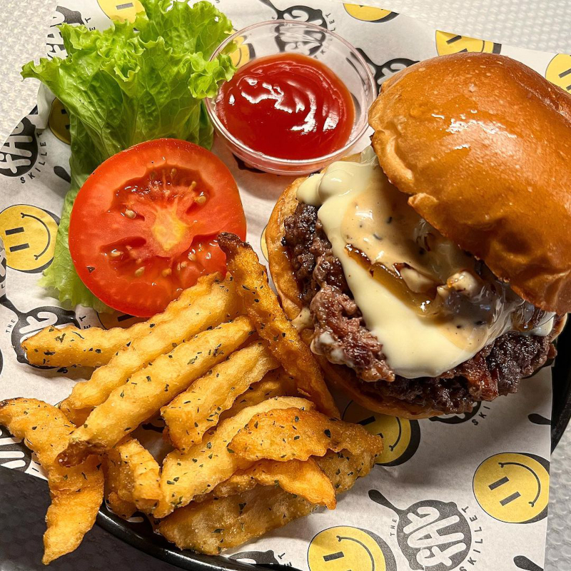 15 Cheeseburgers You Need to Try Right Now in Metro Manila 11 cheeseburgers manila the fat skillet