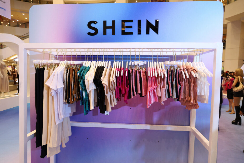 SHEIN Offline Pop up Store 14