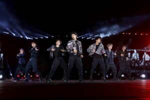 BTS x James Jean: Seven Phases Exhibition in Manila Will Give You a Glimpse of Hybe Insight Museum 2 BTS dior outfit mic drop