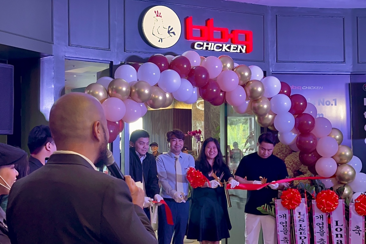 Attention, K-Lovers: BB.Q Chicken's Biggest Branch in Metro Manila is Now Open 1 BB.Q Chicken's Biggest Branch in Metro Manila