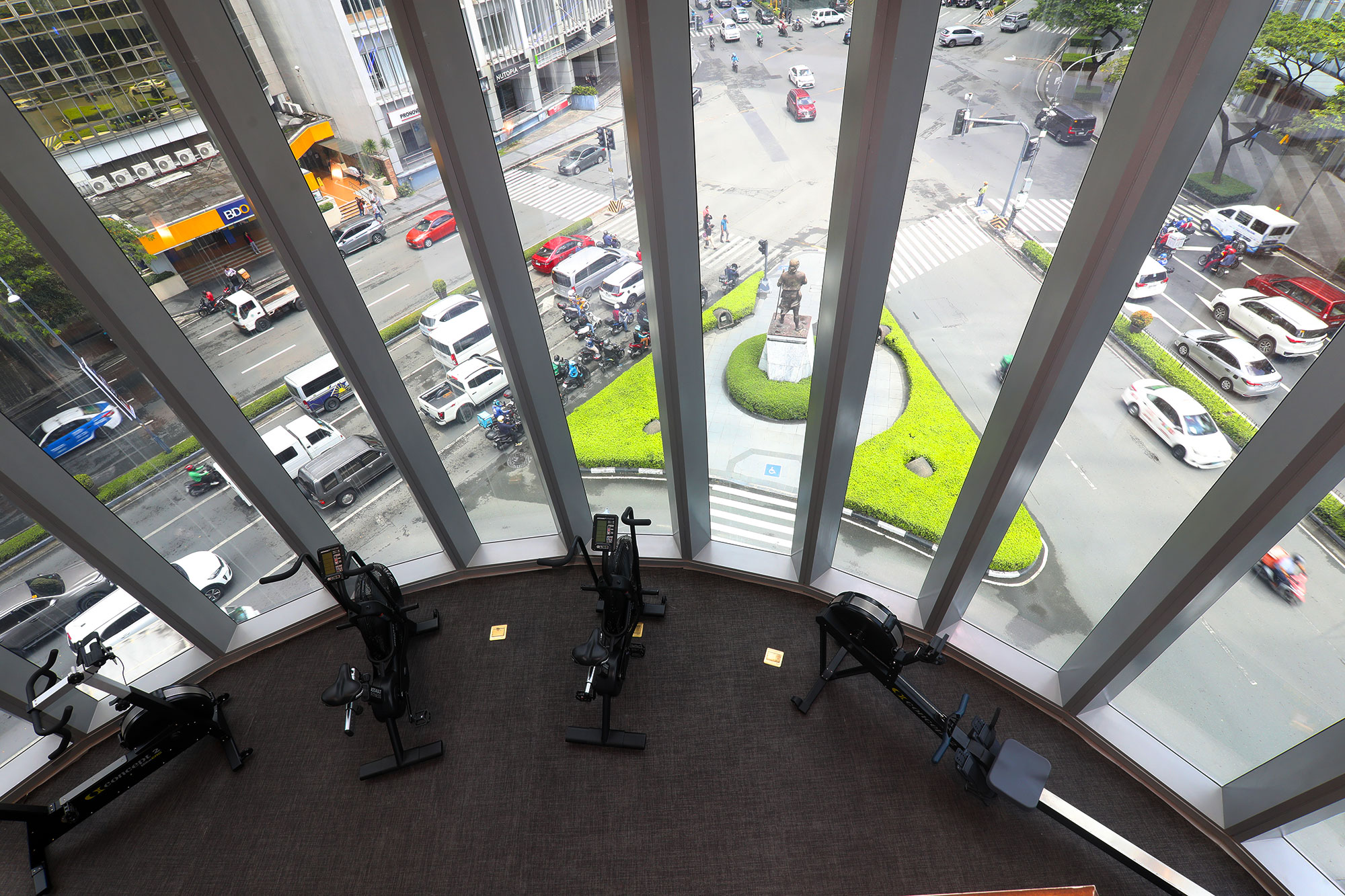 Kinetix+: A Luxury Boutique Gym Opens in Makati 5 Kinetix+: A Luxury Boutique Gym Opens in Makati