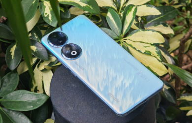 Limited edition HONOR 90 5G Peacock Blue to arrive in PH on November 15 with FREE HONOR Gift worth Php 2499
