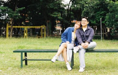 This Couple Shoots a Korean-Inspired Prenup at the University Where They First Met