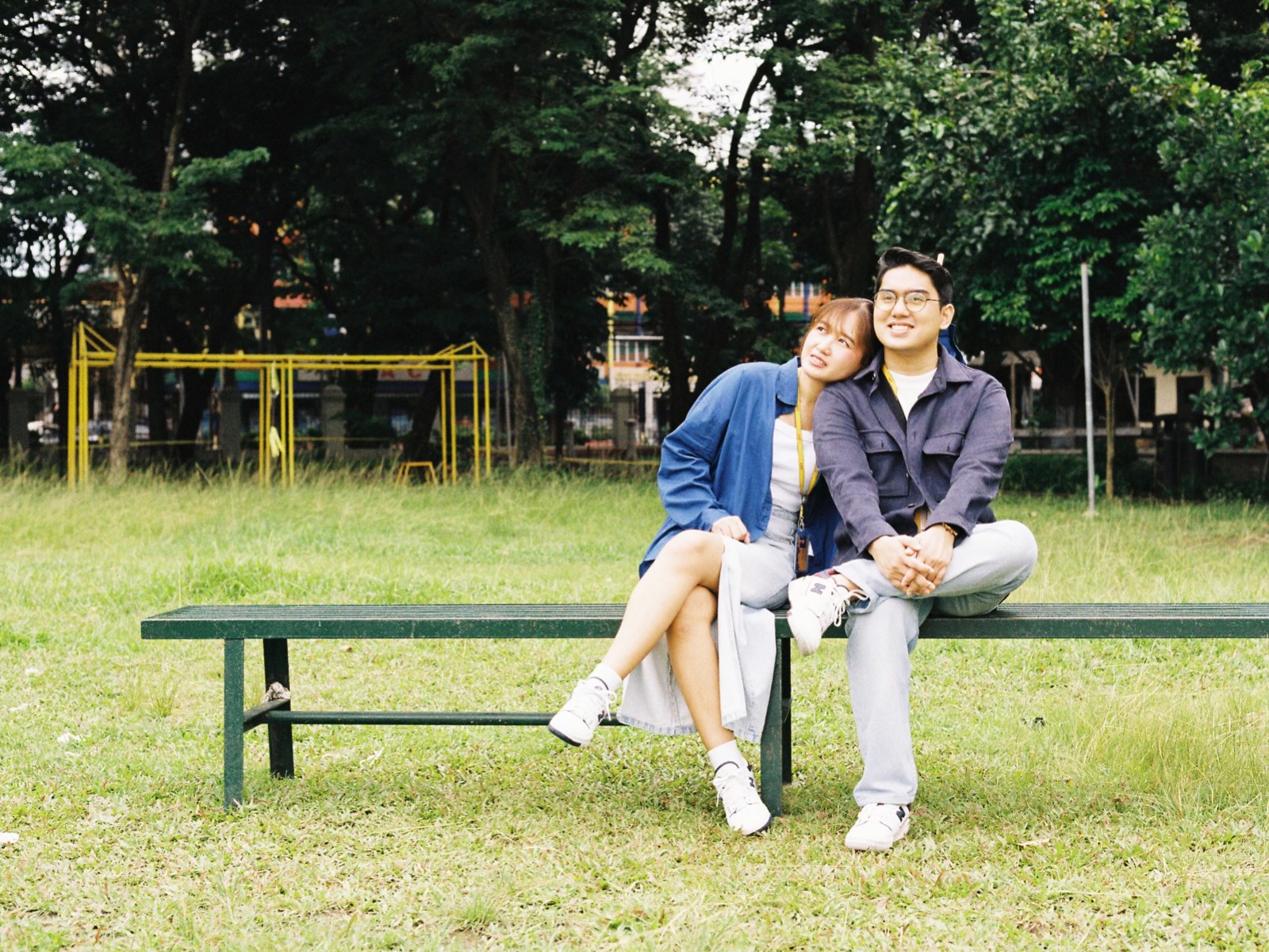 This Couple Shoots a Korean-Inspired Prenup at the University Where They First Met