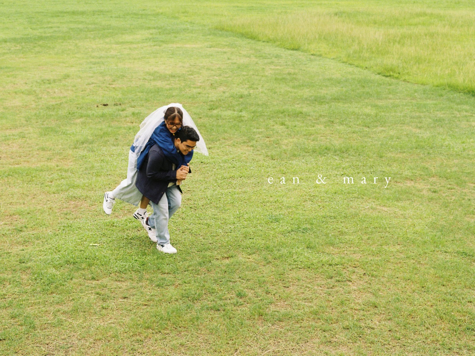 This Couple Shoots a Korean-Inspired Prenup at the University Where They First Met