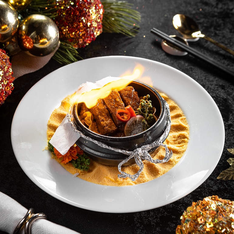 1 Crystal Dragons Flaming Wagyu Beef Sichuan Style