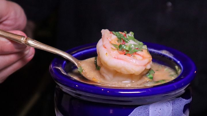 (c) WIM in Thailand | Complimentary prawn soup by the chef
