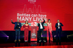 Coca Cola Philippines executives and sustainability advocates during the May Ikabobote Pa launch