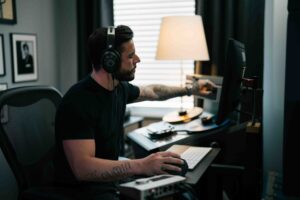 5 Reasons Why Aspiring Musicians and Producers Would Love These Latest Studio Headphones 2 Sennheiser HD 490 PRO studio headphones