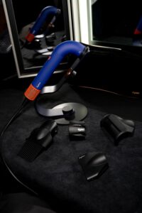 Dyson Shines at Harris Reed Autumn/Winter 2024 ‘Shadow Dance’ Show in London 1 Dyson HarrisReedAW24