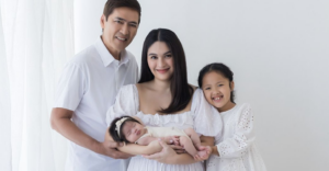 Pauleen Luna and Vic Sotto Mark Thia's 1st Month 1 Pauleen Luna and Vic Sotto family photo