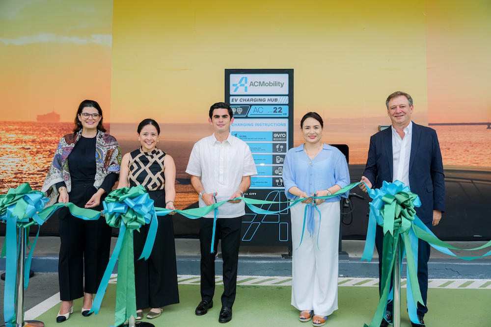 ACMobility | New Charging Hub for Electric Vehicles Opens at Ayala Malls Manila Bay