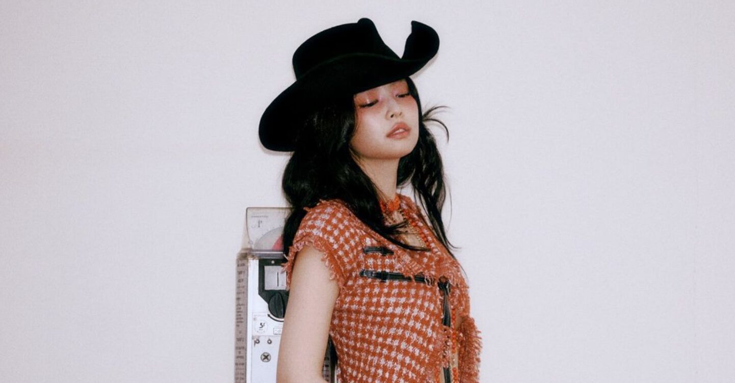 BLACKPINK's Jennie Enters New Era With Comeback Single "Mantra" 1 Copy of Article HeaderFeatured Image Template 1 4