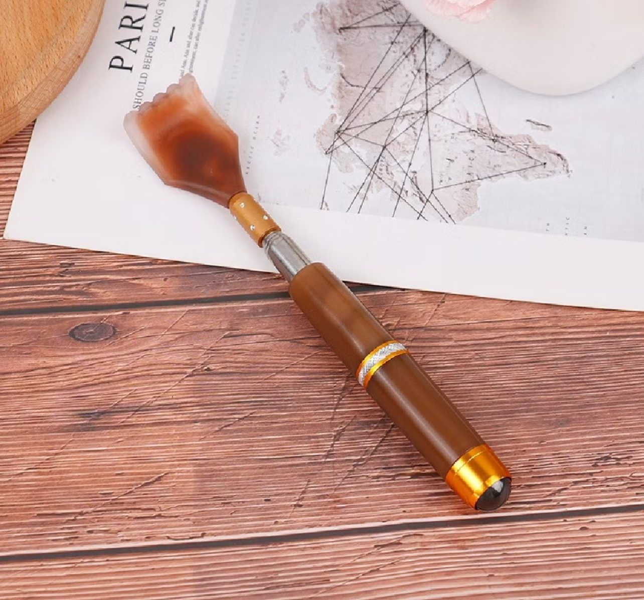 kris kringle 2024 back scratcher