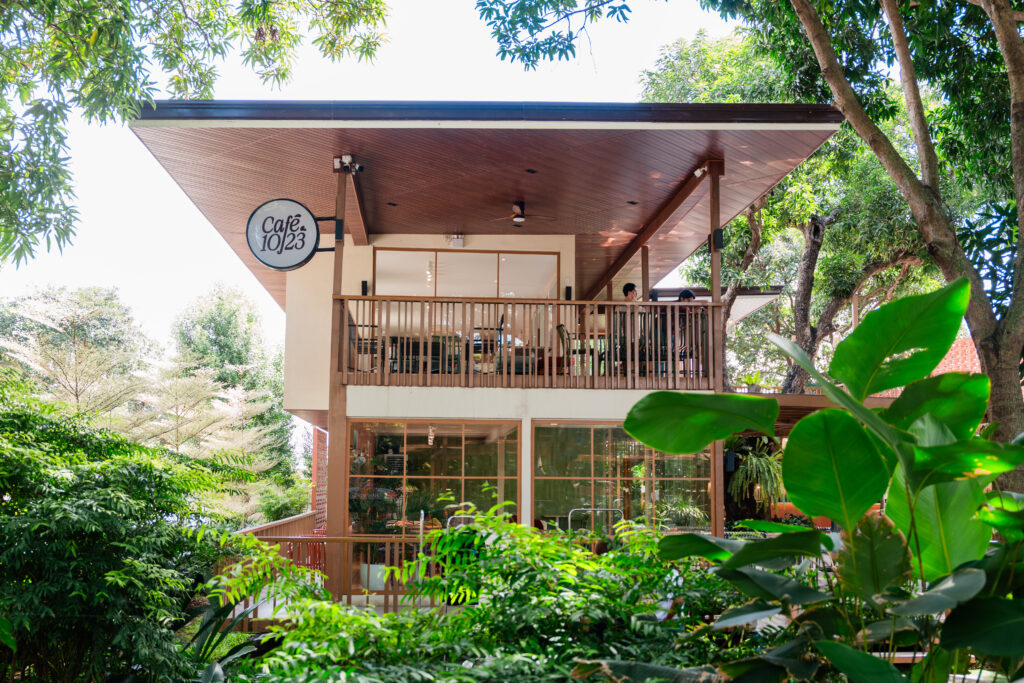 CAFE 10 23 FIRST ANNIVERSARY 11