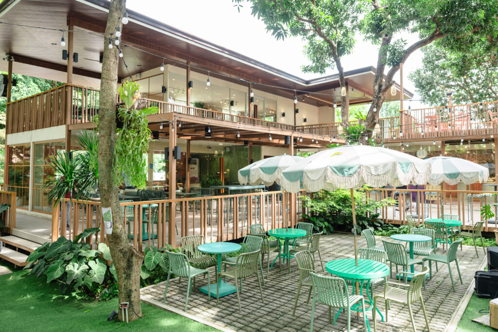 CAFE 10 23 FIRST ANNIVERSARY 128