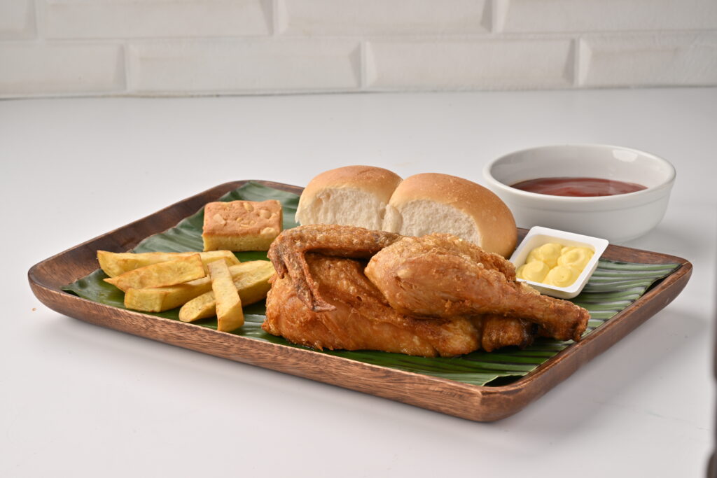 Maxs Fried Chicken with Dinner Rolls