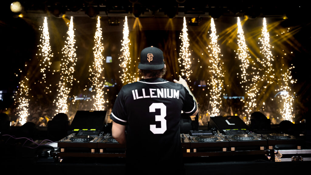 &FRIENDS Festival Sets New Standard for EDM in Southeast Asia 3 Illenium @photojecesc 1 of 9