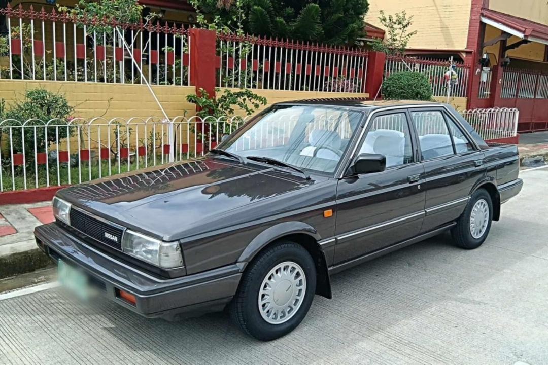 Dennis’s Nissan Sentra, brought back to its original condition
