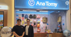 You Can Customize Your Own Bag, Notebook, and Charm at This Store in SM Megamall 3 Founders Cliff & Jon at the Ana Tomy SM Mega Mall Opening
