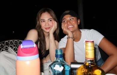 Janella Salvador and Klea Pineda