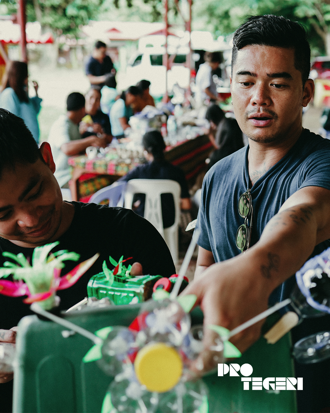 LOOK: Filipino Artists Join Forces in a Sustainable Art Exhibit Supporting Children's Education 2 Leeroy New