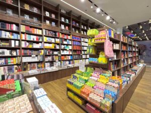 Fully Booked Opened A New Store By the Beach—Here’s Where 3 Fully Booked La Union New Branch