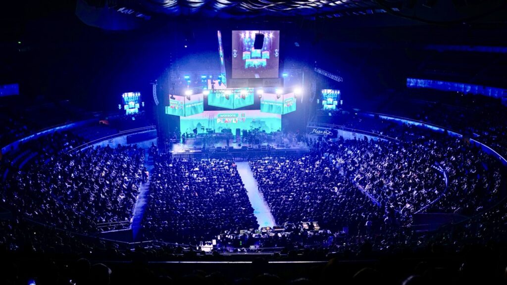 All The Feels at the Watsons Playlist 2025 2 The Smart Araneta Coliseum lights up for Watsons Playlist 2025 welcoming thousands of Watsons Club members to a night filled with music community and all the feels. Watsons Playlist 1 Large