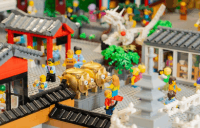 GMG Productions Brickman Wonders of the World