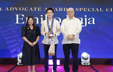 Full Phils founder Emilio Baja receives the maiden Youth Advocate award in the Media Advocate category at the 2025 Migration Advocacy and Media Awards of the Commission on Filipinos Overseas.
