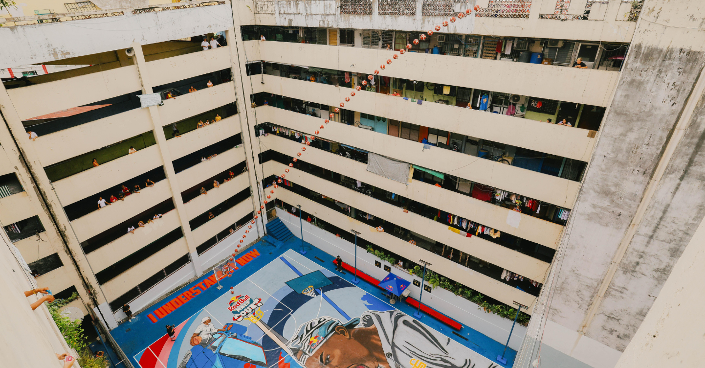 Chris “Lethal Shooter” Matthews shows off his rooftop trickshot at The Tenement in Taguig.