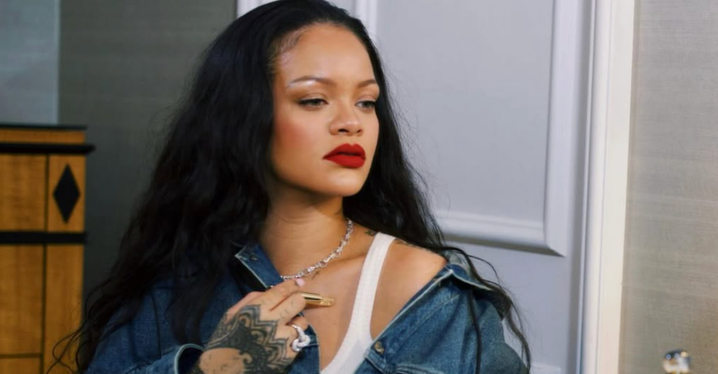 Rihanna’s L.A. Mansion Struck by Gunfire—Here’s What We Know So Far 1 Rihanna