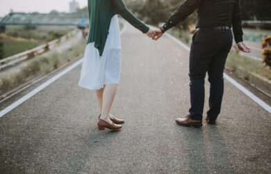 MakatiMed reminds us that being in a good relationship should feel light and secure