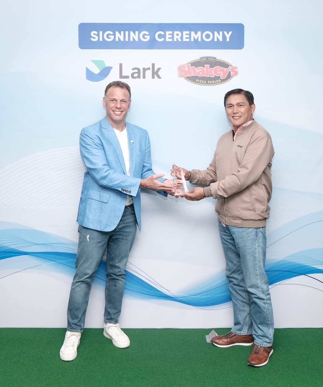 This Pizza Brand Is Upgrading Operations With Real-Time Guest Feedback and Improved Workflows 2 Shakey’s Pizza Asia Ventures Inc. and Lark announces its partnership for operational efficiency. In the photo are, from left: Mark Dembitz, General Manager for Lark APAC; and Vicente L. Gregorio, President and CEO, Shakey's Pizza Asia Ventures Inc.