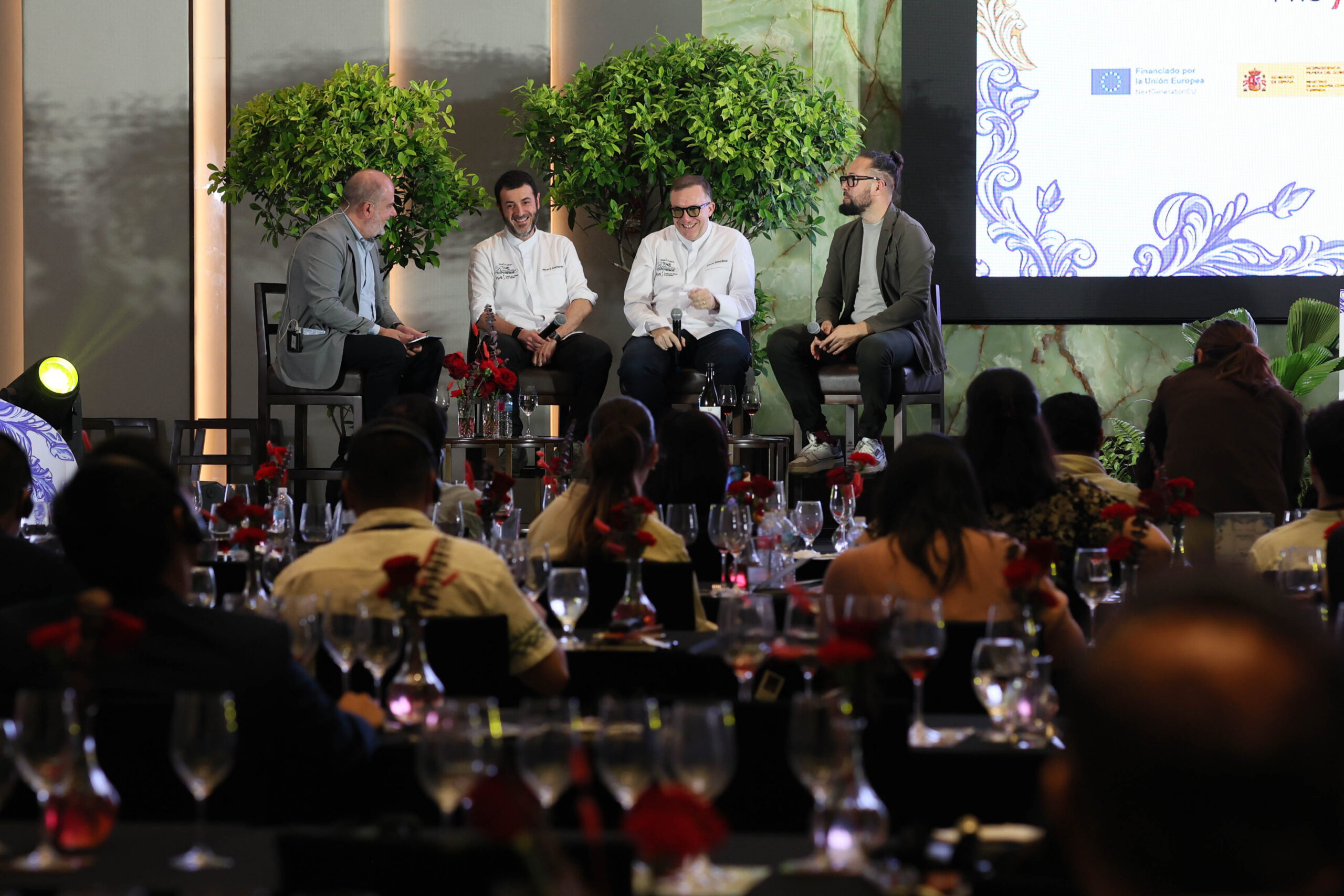 (L-R) Benjamín Lana, Managing Director, Vocento Gastronomía; Ricard Camarena, chef and owner of Ricard Camarena; José Luis “Chele” González chef and owner of Gallery by Chele; and Fernando Mora, Spanish Master of Wine discussed Spanish food and culture during the panel discussion at Spain Fusion: The Premium Experience