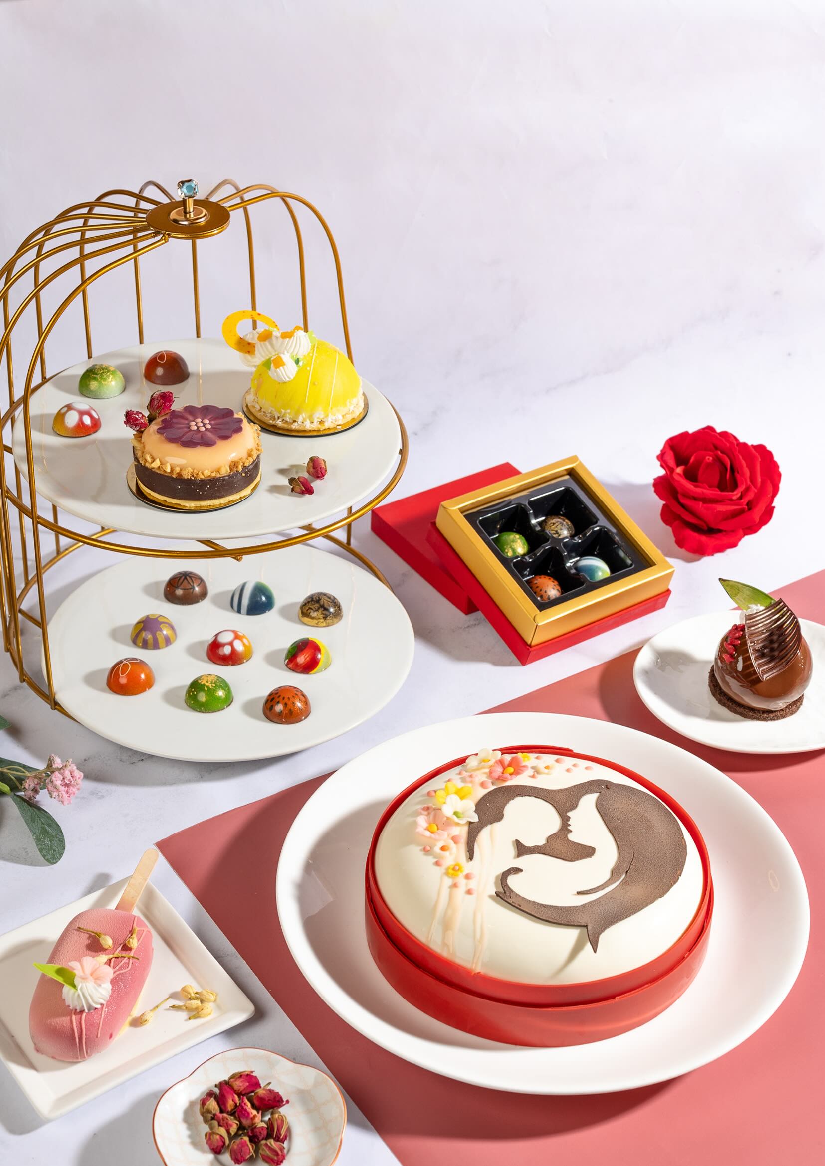 Garden Wing Café’s Mother’s Day Signature Cake, Petit Collection pastries, and the “For Mom” chocolate gift box