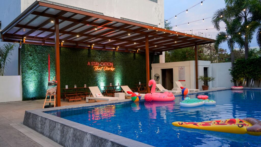 Red Planet Cavite Pool