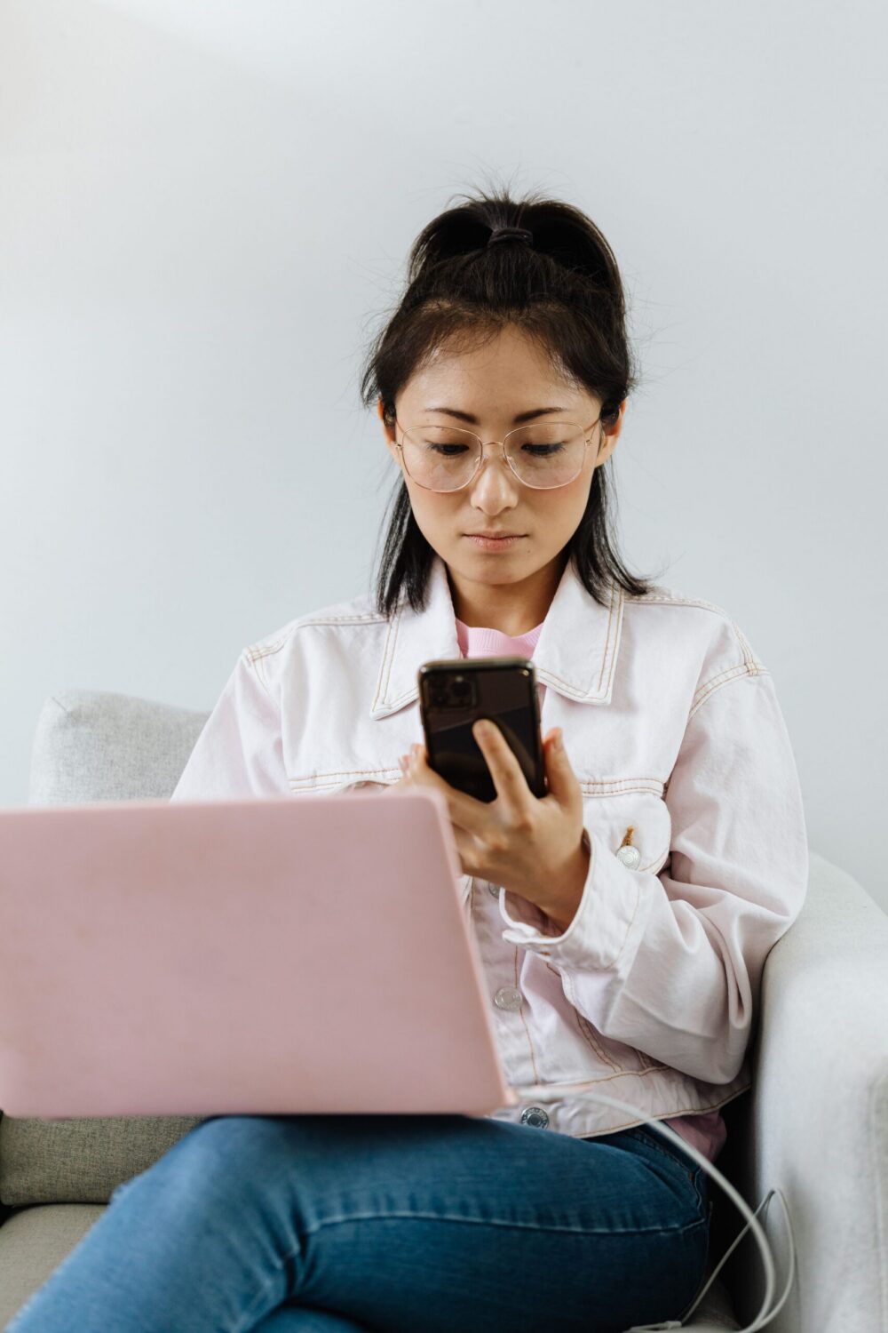 Adult Money: More Young Filipinos are Saving Digitally. Here's Why It Matters 1 pexels karola g 8545620 scaled e1785479231182
