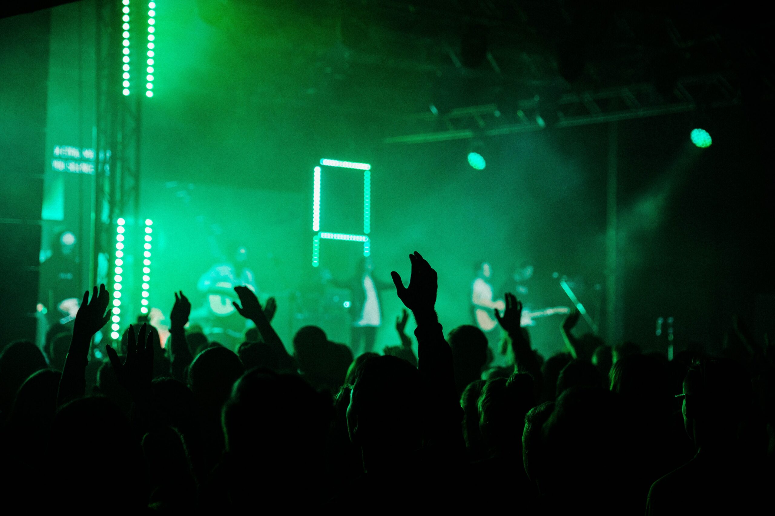 Attending a Concert This Month? Here Are 5 Easy Ways to Have the Best Experience and Avoid the Stress 1 Concert