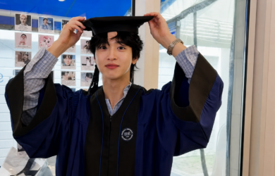 Jang Dong-yoon in Toga