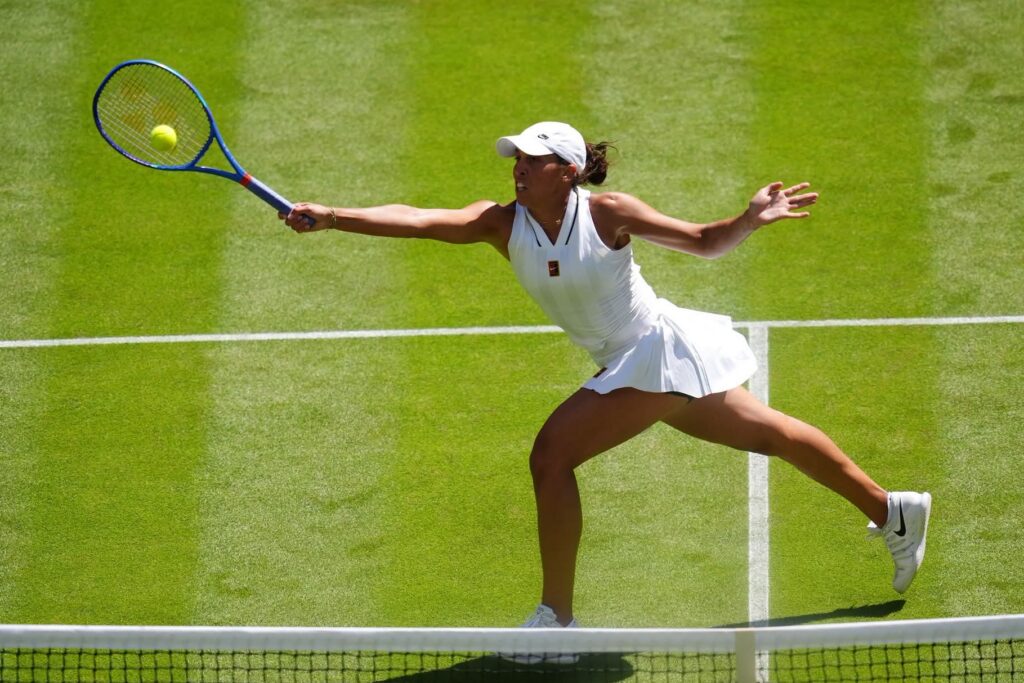 Serving Courtesy: Basic Tennis Etiquette Every Fan Should Know 4 Tennis