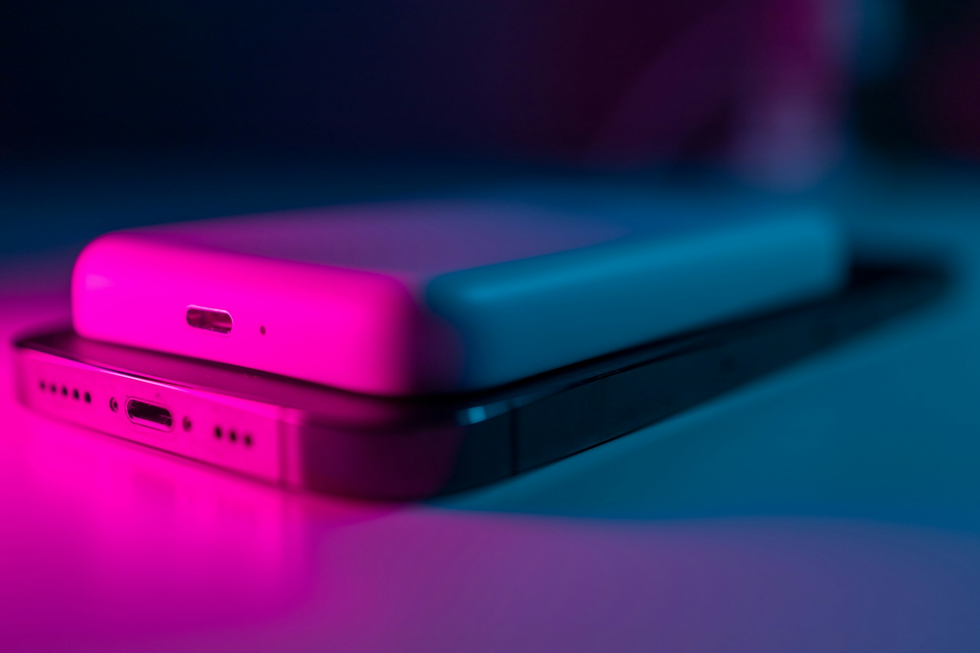 6 Household Essentials Every Family Should Have Ready During the Rainy Season 3 power bank
