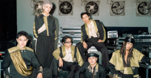 Home 10 ALAMAT P-pop songs